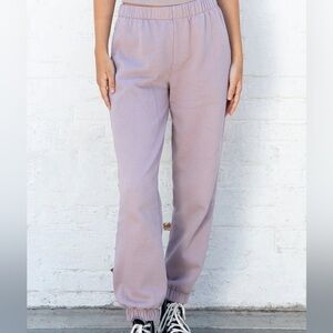 Brandy Melville Rosa Sweats in Lavendar